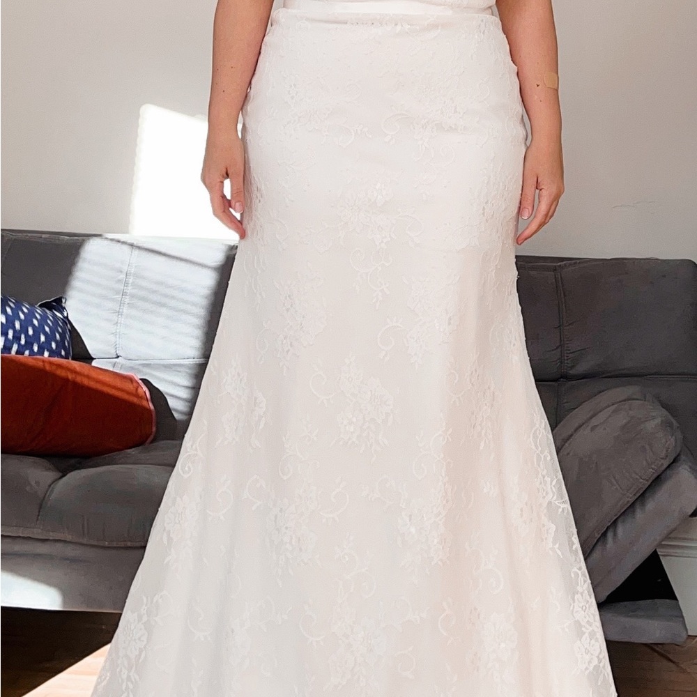 Ivory Lace Strapless Wedding Dress - NWT - Picture 11 of 16